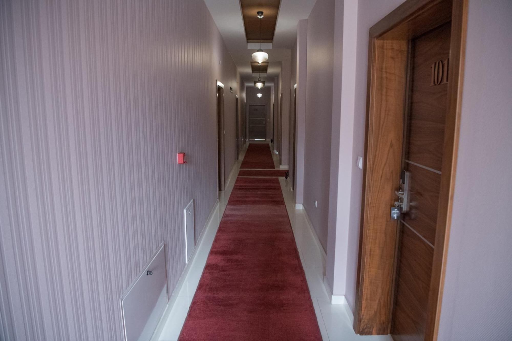 Hotel Urban Buzim Exteriér fotografie